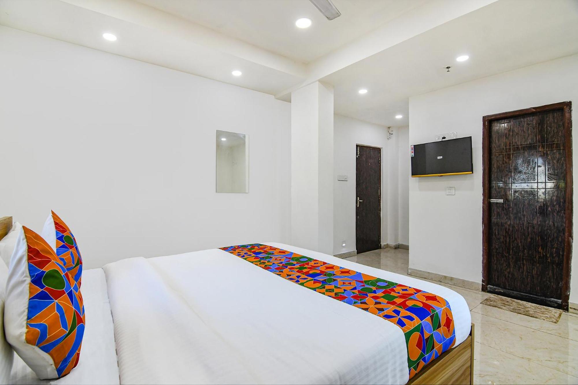 Fabhotel Grand Hazra Inn - Nr Ballygunge Station Kolkata Ngoại thất bức ảnh
