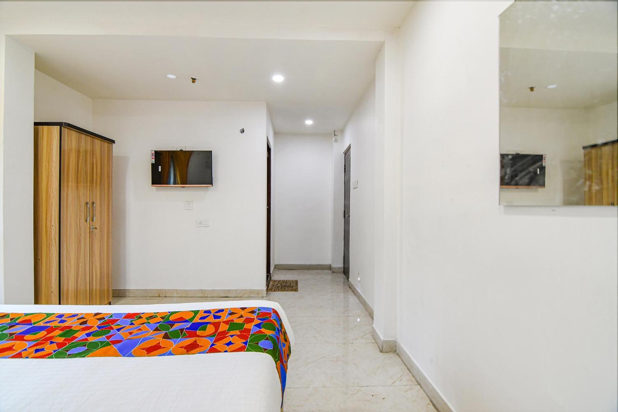 Fabhotel Grand Hazra Inn - Nr Ballygunge Station Kolkata Ngoại thất bức ảnh